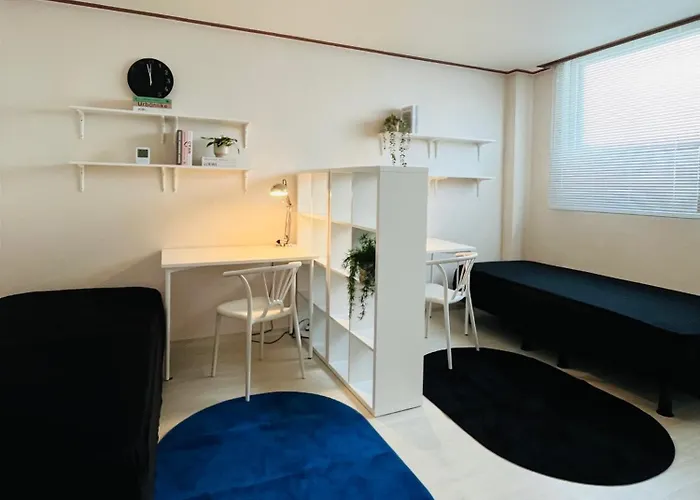 アパート 방3,4sbed,공항버스4분,2호선봉천역5분 ソウル特別市